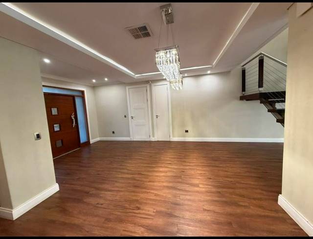 4 BEDROOM HOUSE FOR SALE IN BLUE VALLEY GOLF ESTATE